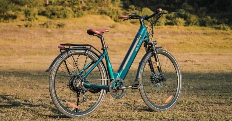 Rower elektryczny: silnik centralny czy w kole? Odkryj kluczowe różnice