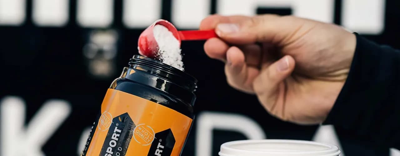 Co pić po bieganiu, aby szybko uzupełnić energię i elektrolity?