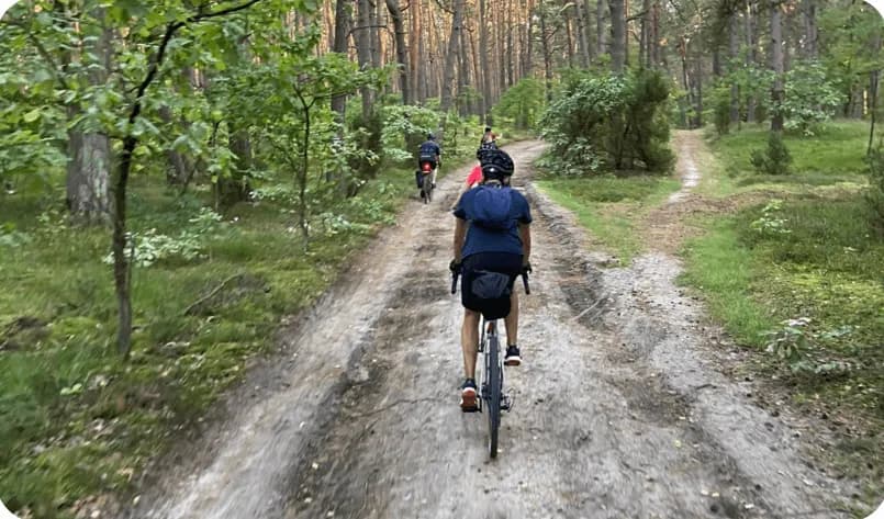 Najlepsze trasy rowerowe w Warszawie: długości, trudności i atrakcje