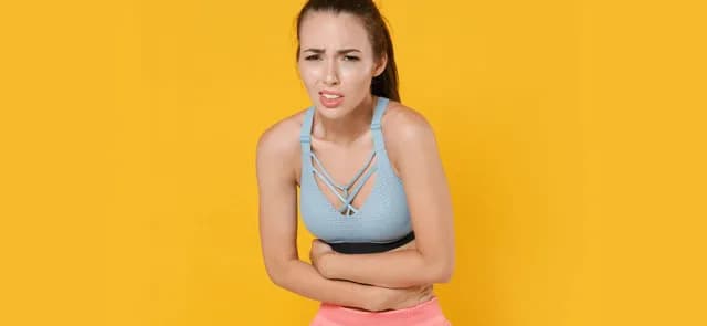 Ból podbrzusza po bieganiu: przyczyny i jak go uniknąć